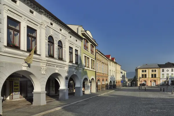 Podloubí na náměstí Míru