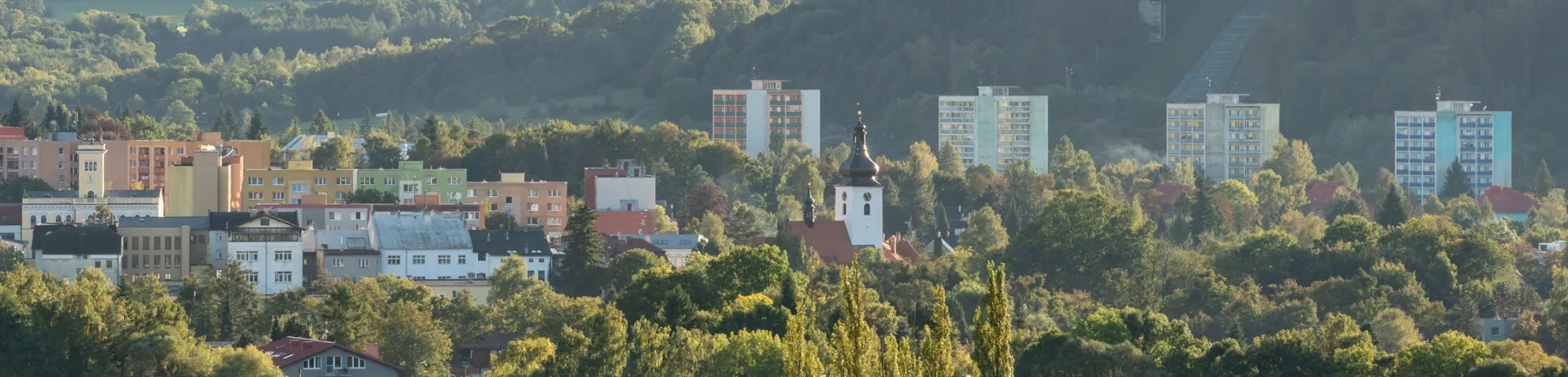 Frenštát pod Radhoštěm v teplém podzimním světle